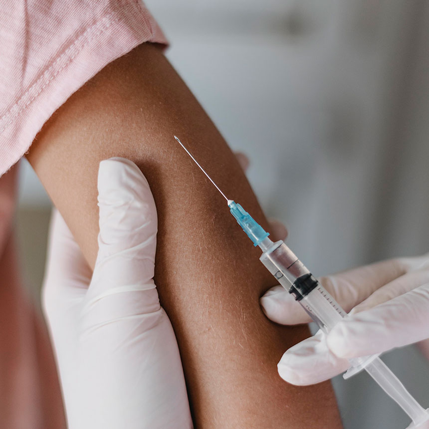 Vacinação: A Chave para uma Vida Saudável e Protegida